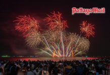 Skies ablaze and streets jammed as Pattaya Fireworks Festival returns in dazzling tribute