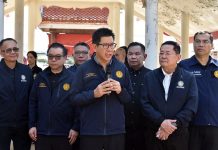 Deputy PM Ekniti brings urgent flood relief to Nonthaburi’s hard-hit communities
