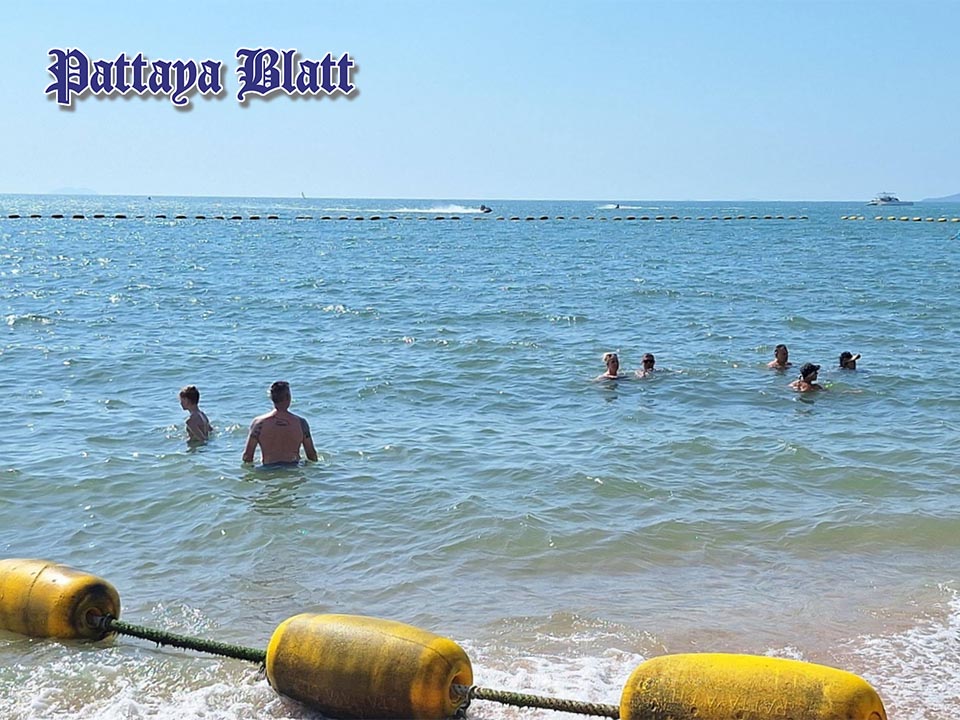 Warme Sonne und frische Brisen sorgen für ideales Strandwetter in Pattaya