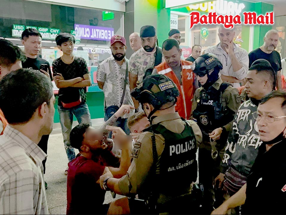 Icelandic and Arab motorcyclists clash in street fight on Pattaya South Road