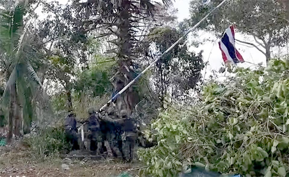 Thai Navy regains control of Ban Sam Lang in Trat, curfew imposed to secure border