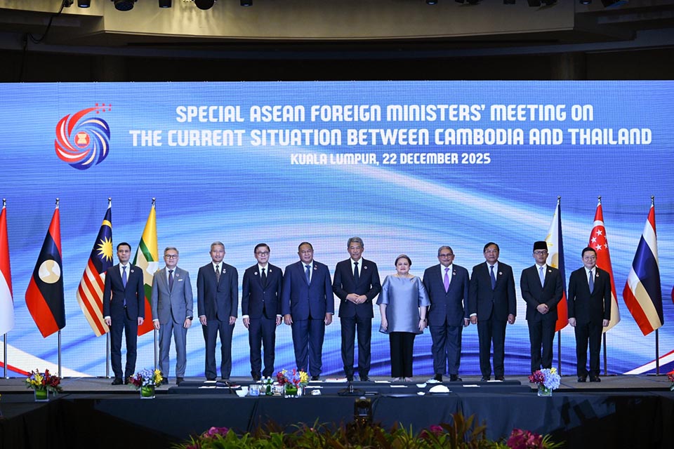 ASEAN Foreign Ministers meet in Kuala Lumpur to address escalating Thailand–Cambodia border tensions