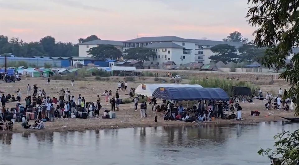 Cross-border fighting in Tak forces evacuations and closes schools near Myanmar border