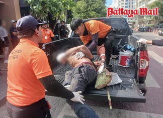 Homeless man armed with knife and scissors detained after threatening tourists in Jomtien