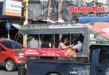 Calls grow for consistent parking enforcement on baht buses and taxis in Pattaya