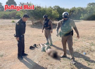 Homeless man detained after throwing rocks at vehicles and pedestrians in Pattaya