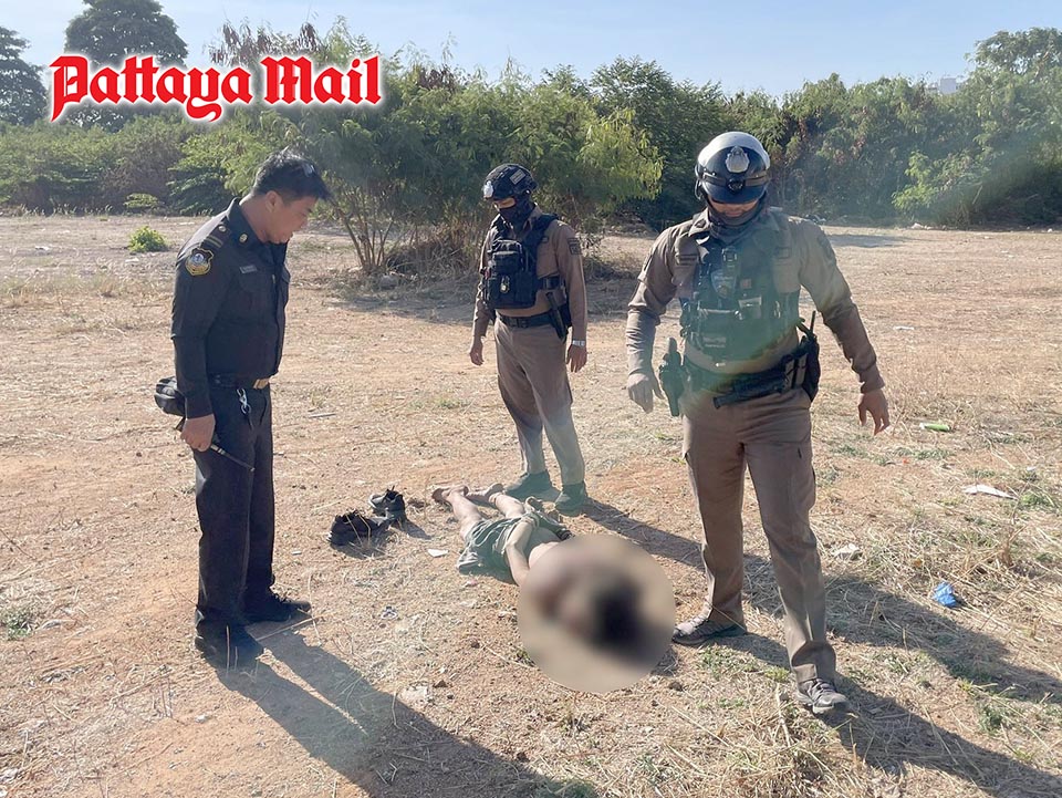 Homeless man detained after throwing rocks at vehicles and pedestrians in Pattaya