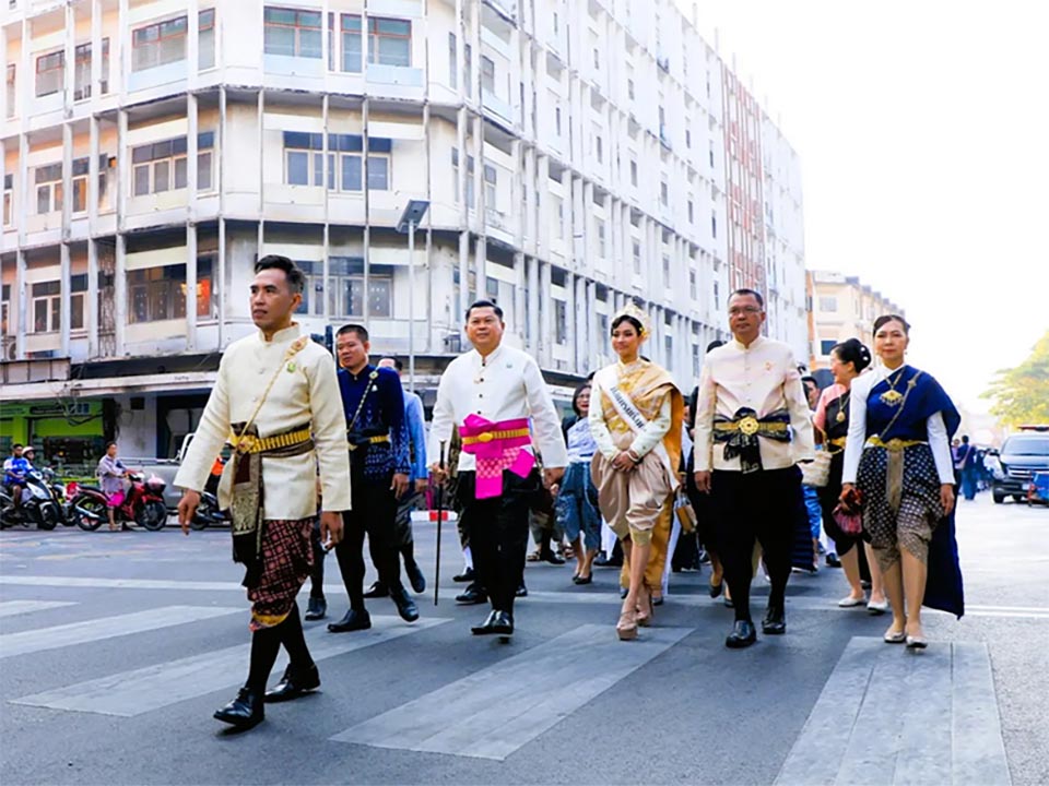 Lopburi embraces traditional Thai attire ahead of 38th King Narai the Great Reign Festival