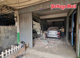 18-wheeler crashes into commercial building in East Pattaya, two injured