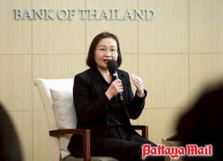 Baht stability in focus as Thai economy gains from tourism and export growth