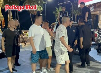 Pattaya Immigration Police arrest four Chinese nationals for illegal mahjong gambling