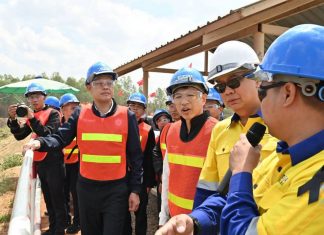 Thanakorn inspects Akara Gold Mines, pushes ESG standards and clean energy mineral strategy