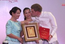 Bangkok’s Bang Rak District abuzz as over 1,300 couples register marriages on Valentine’s Day