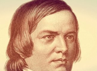 Notes of Passion: Brilliant Violin and Piano recital at Ben’s Theater, Jomtien