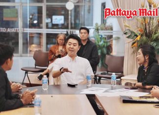 Pattaya considers relocating Pratumnak Hill police booth to improve traffic safety