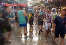 Паттайя уходит под воду: Сонгкран делит иностранцев на фанатов и беглецов