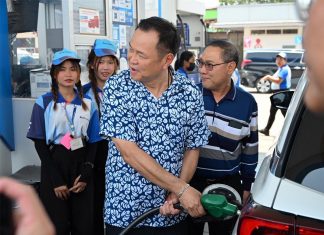 Thai Prime Minister monitors fuel situation in northeast as supply stabilizes ahead of Songkran