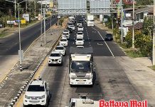 Highway 24 packed as Songkran exiles head home to south Isaan, authorities shut risky U-turns to prevent crashes