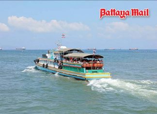 Songkran getaway surge as Koh Sichang sees heavy tourist crowds and strong local spending