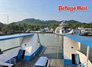 Ferry operator backs down on fare hike to Koh Chang after public backlash
