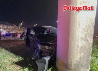 High-speed Alphard chase ends in fiery crash under Pattaya motorway bridge