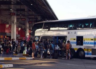 Fuel costs drive Songkran travelers to buses as Mor Chit 2 sees massive crowds