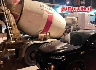Hit-and-run cement truck wrecks parked cars as Pattaya drivers told stay alert