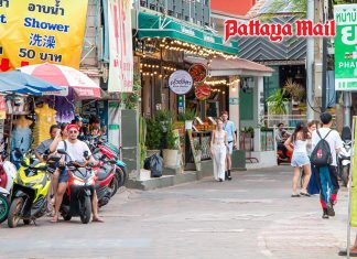 Koh Larn stays busy as Pattaya and East Coast brace for heat and sudden rain