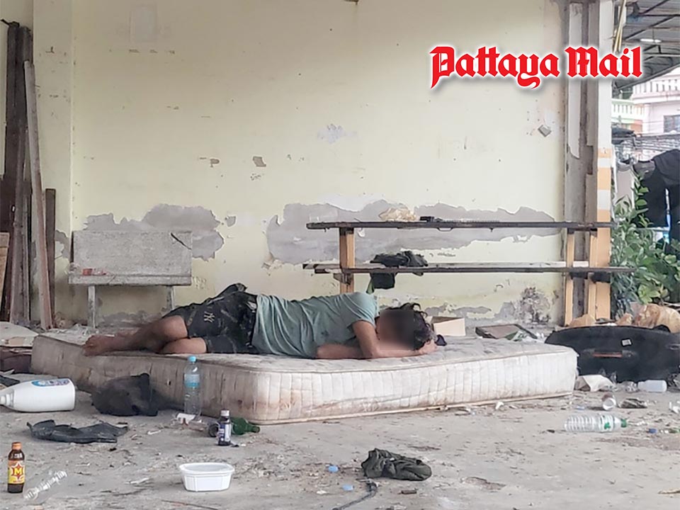 Stranded foreigner found homeless behind Tukcom South Pattaya
