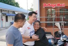 Pattaya mayoral hopeful Poramet visits Baan Mankong community as election race intensifies