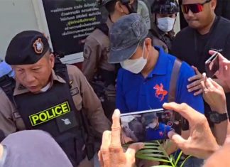 Two railway staff detained over deadly Asoke–Dindaeng train–bus crash