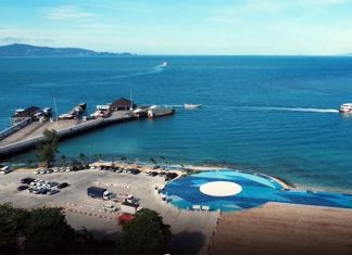Behind Koh Phangan’s Chabad walls culture hub or closed business network