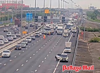 Pattaya Motorway reopens after screw spill as officials track down responsible driver