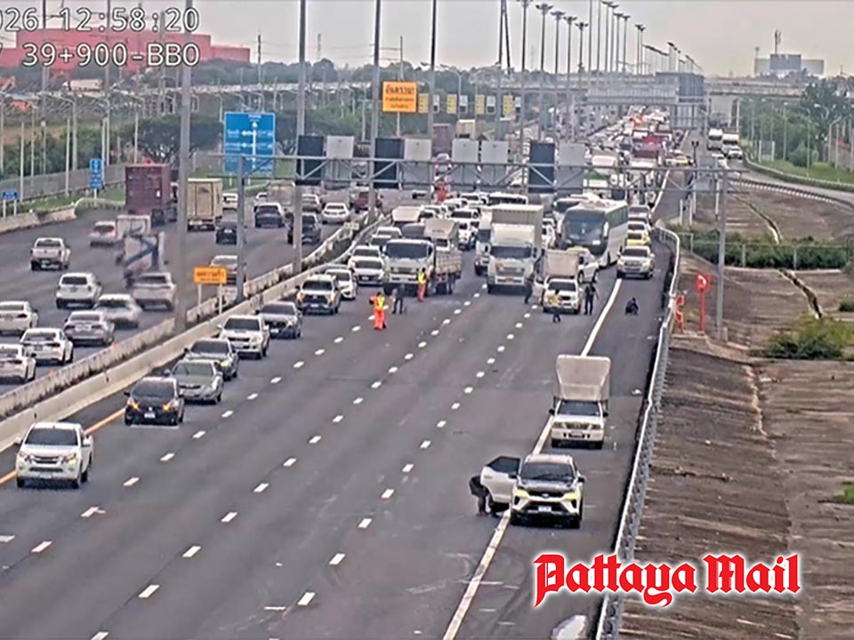 Pattaya Motorway reopens after screw spill as officials track down responsible driver