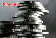 Thai baht holds near 32.90 against dollar as markets await U.S. data, Middle East developments