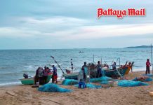 Pattaya fishing and island trips continue despite rough sea conditions