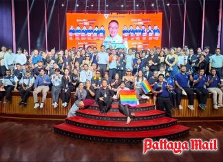 ‘Ittiwat’ takes campaign to Alcazar, pushes ‘Pattaya for All’ vision ahead of city vote