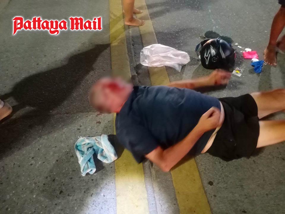 Tourist hurt after losing control of motorcycle in Jomtien crash