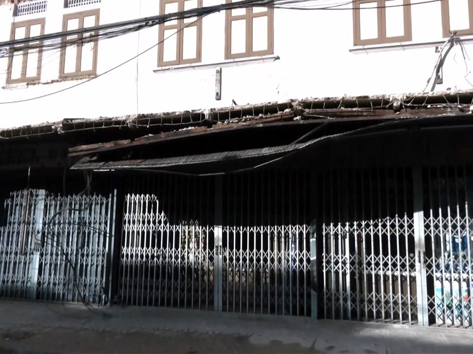 Bangkok orders safety inspections after historic district awning collapse kills man