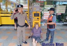 83-jähriger deutscher Tourist nach Sturz in Pattaya von Touristenpolizei versorgt