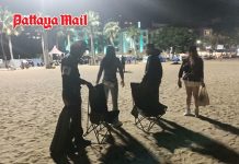 Pattaya says bring your own beach gear, but leave the business at home