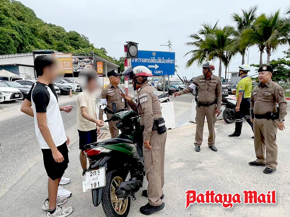 Pattaya Police keep watch on Kuwaiti youth motorcycle gatherings near pier