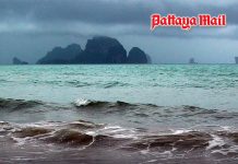 Storm warning hits Thailand with flash flood risk and 3-metre waves
