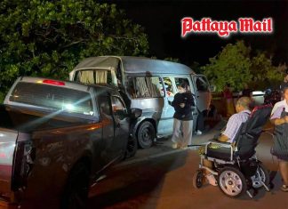 Pickup driver left confused after slamming into van on overpass near Pattaya