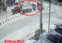 Red light stop turns fatal after drunk truck crash in Mukdahan
