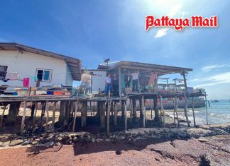 Pattaya battles Koh Larn monsoon waves and flood threats
