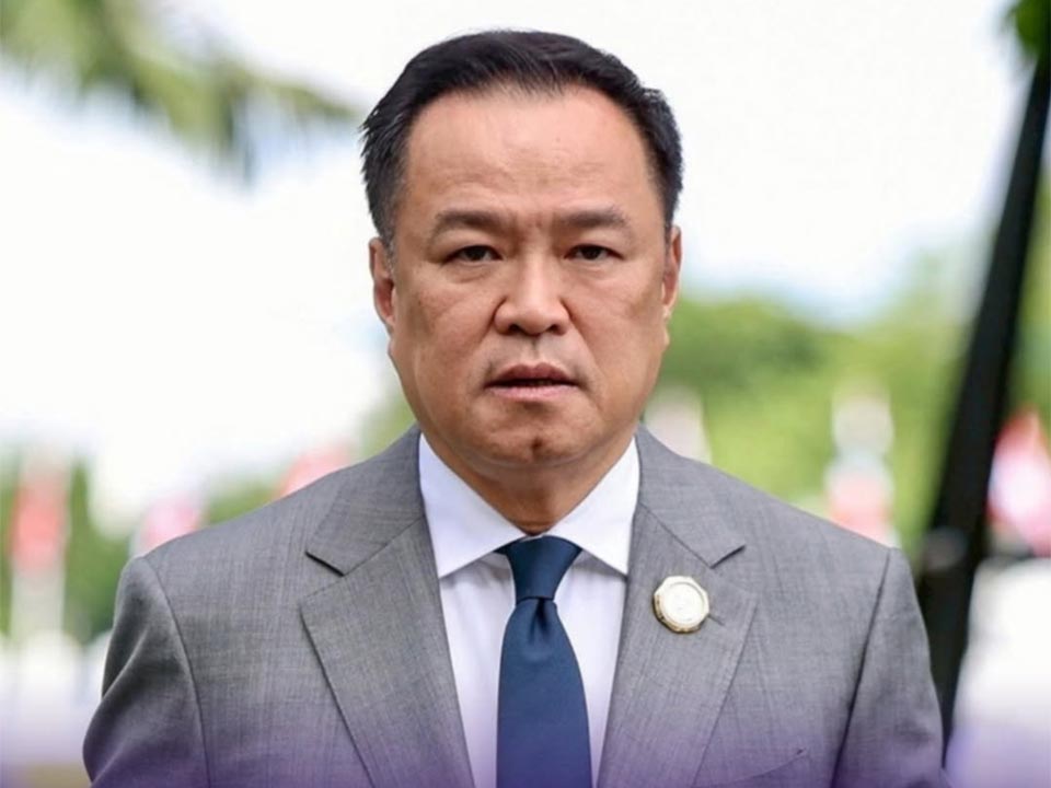 Thai PM launches 30-billion-baht farm loan scheme, chairs anti-drug meeting