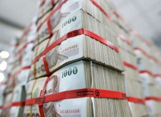 Dollar rally sends Thai baht to lowest level since early 2025
