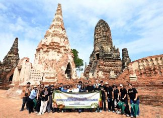Foreign media discover Ayutthaya’s Thai heritage and crafts