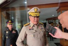 Thai PM leaves door open to Chinese role in Cambodia border dispute